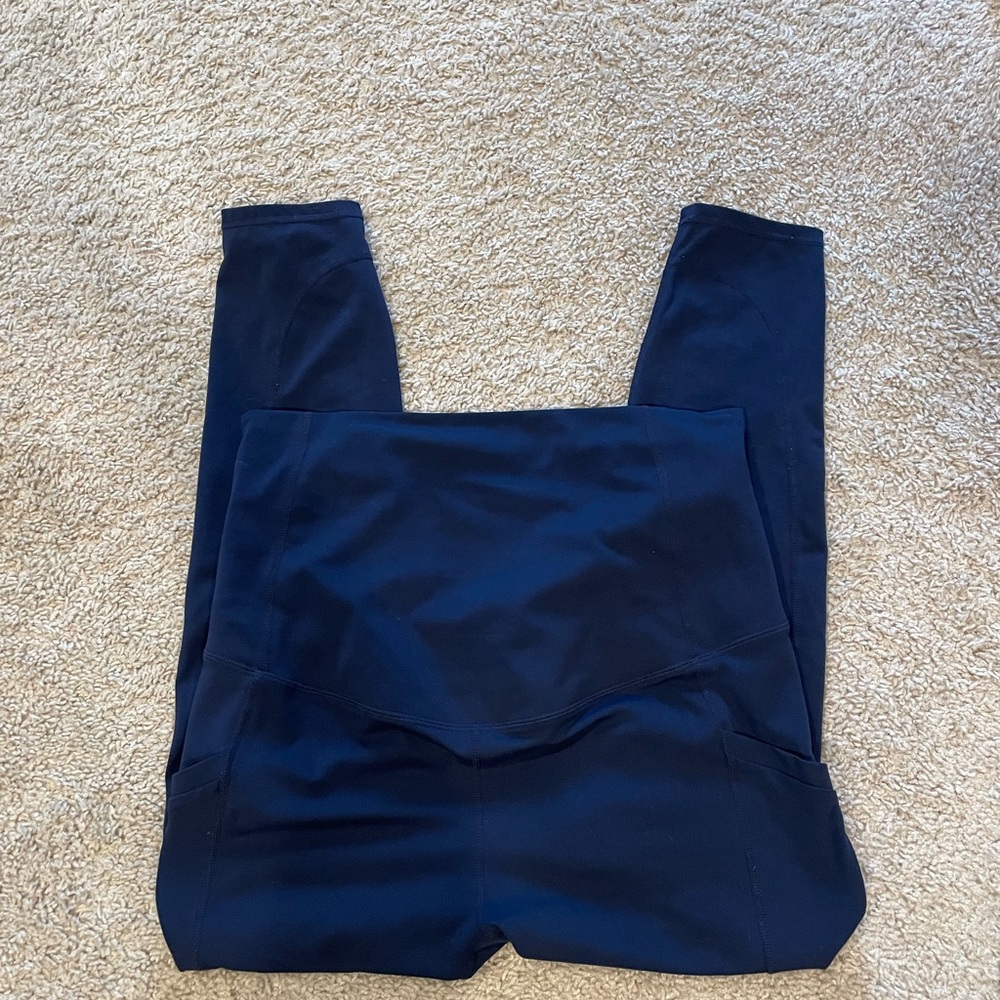 Fabletics maternity pure luxe capri leggings